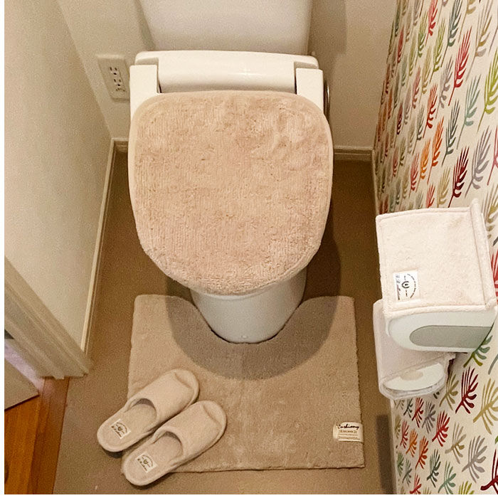 BACKYARD FAMILY「トイレマット 70cm 通販 70x70cm クッショニー2 おしゃれ 洗える マット 大判」|トイレタリー・ランドリーグッズ|