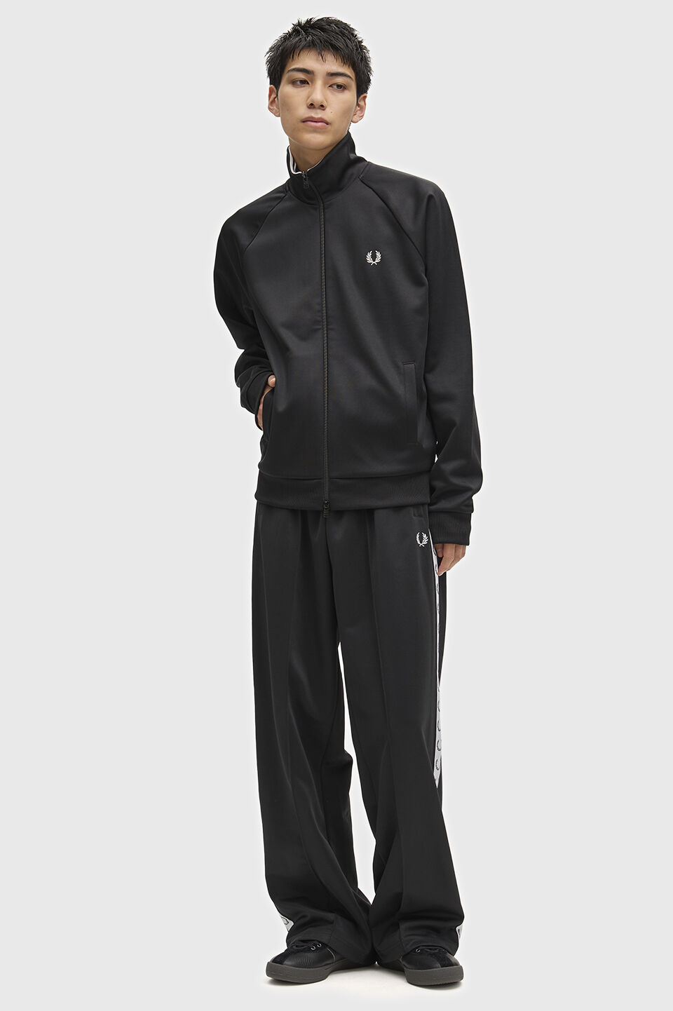 FRED PERRY 「FRED PERRY／Tipped Track Jacket／ティップドトラックジャケット」|スウェット・ジャージ|