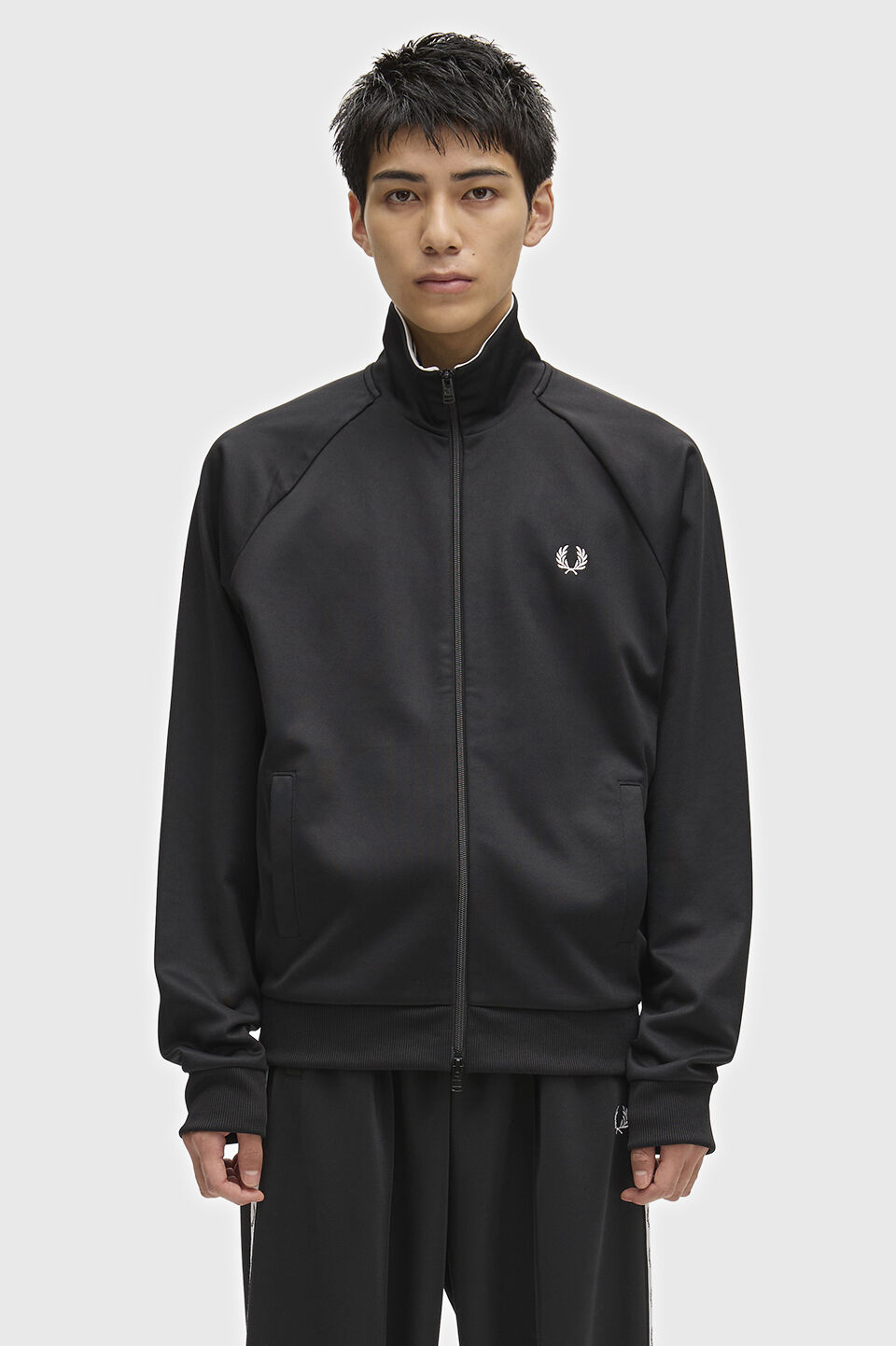 FRED PERRY 「FRED PERRY／Tipped Track Jacket／ティップドトラックジャケット」|スウェット・ジャージ|