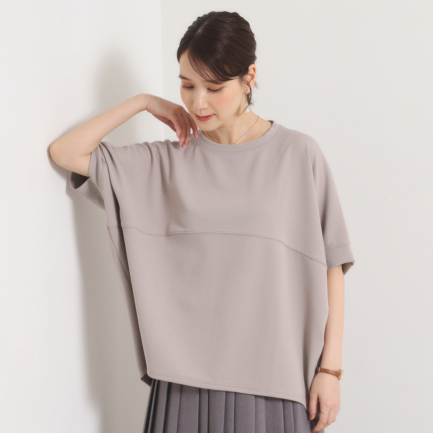ITS&rsquo;DEMO「ふくれジャカードドルマントップス」|Tシャツ・カットソー|グレージュ(050)