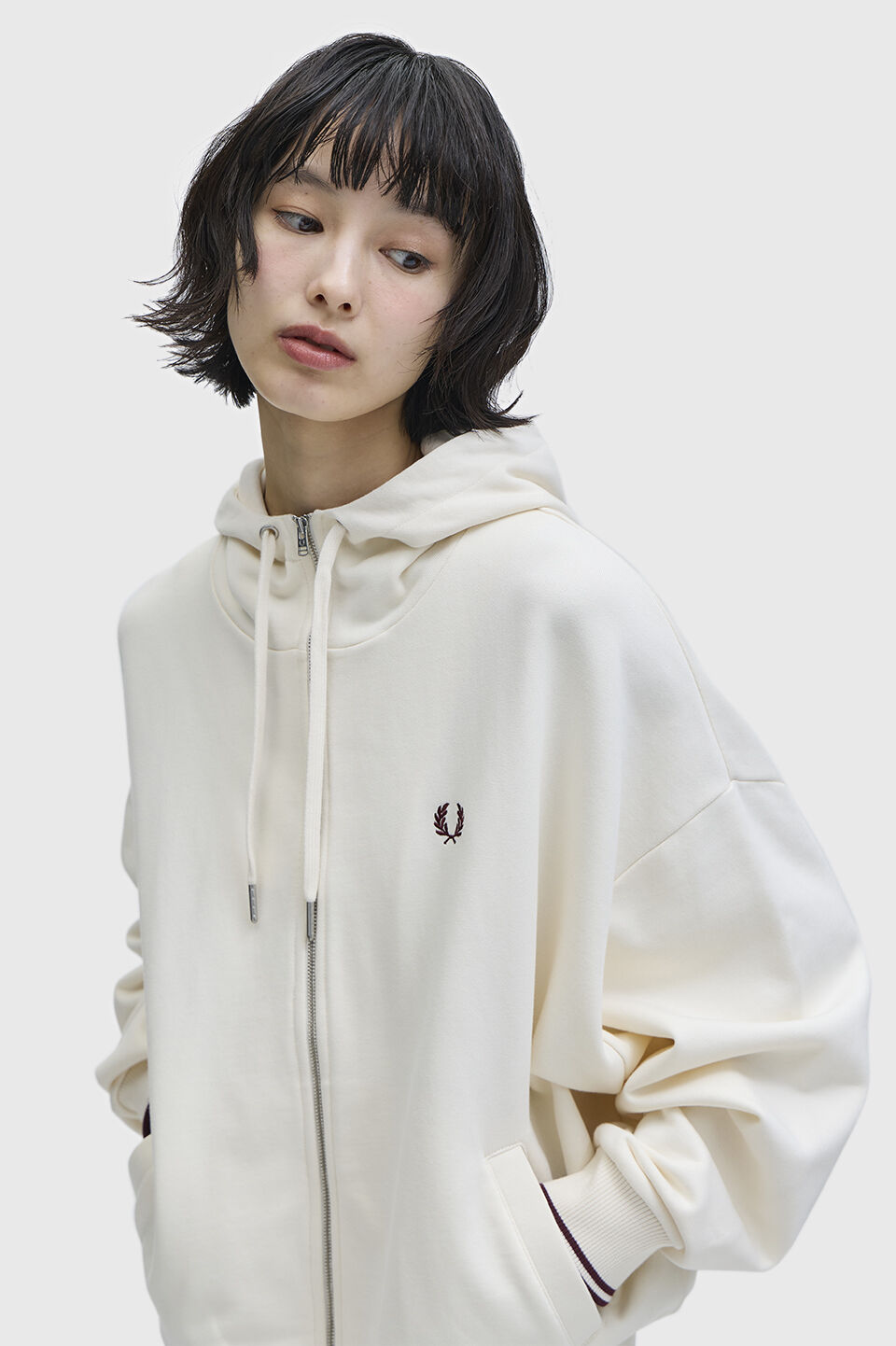 FRED PERRY 「FRED PERRY／Tipped Hooded Sweatshirt／ティップラインフードスウェットシャツ」|パーカー|ECRU