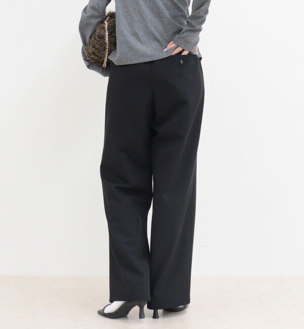 fredy emue「TRタックストレートパンツ」|チノ|