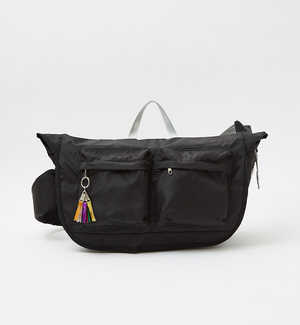 ABAHOUSE「【cheek/チーク】big messenger C24005/ビッグメッセンジ」|ショルダー・メッセンジャー|
