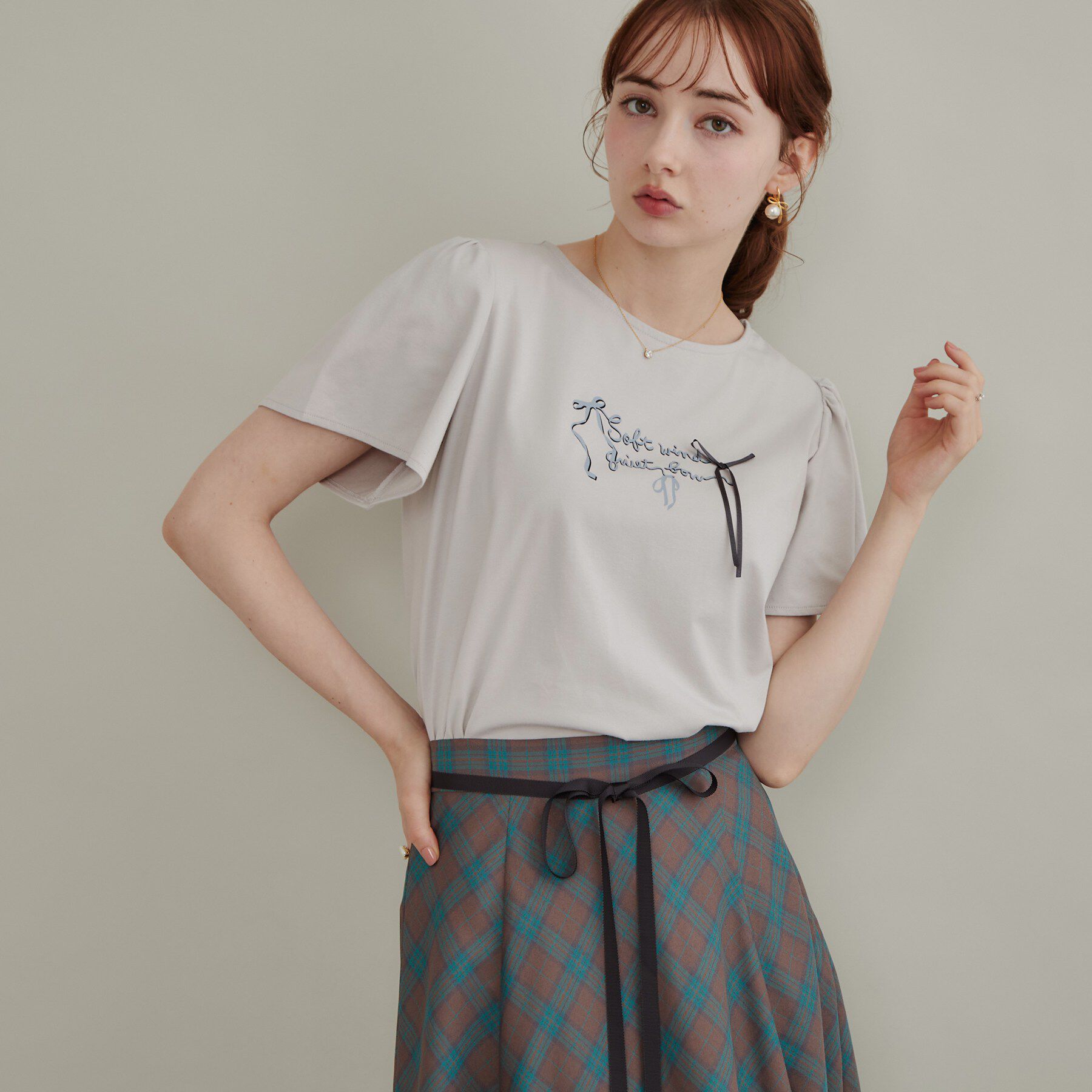 Couture broach「リボンロゴTシャツ」|Tシャツ・カットソー|