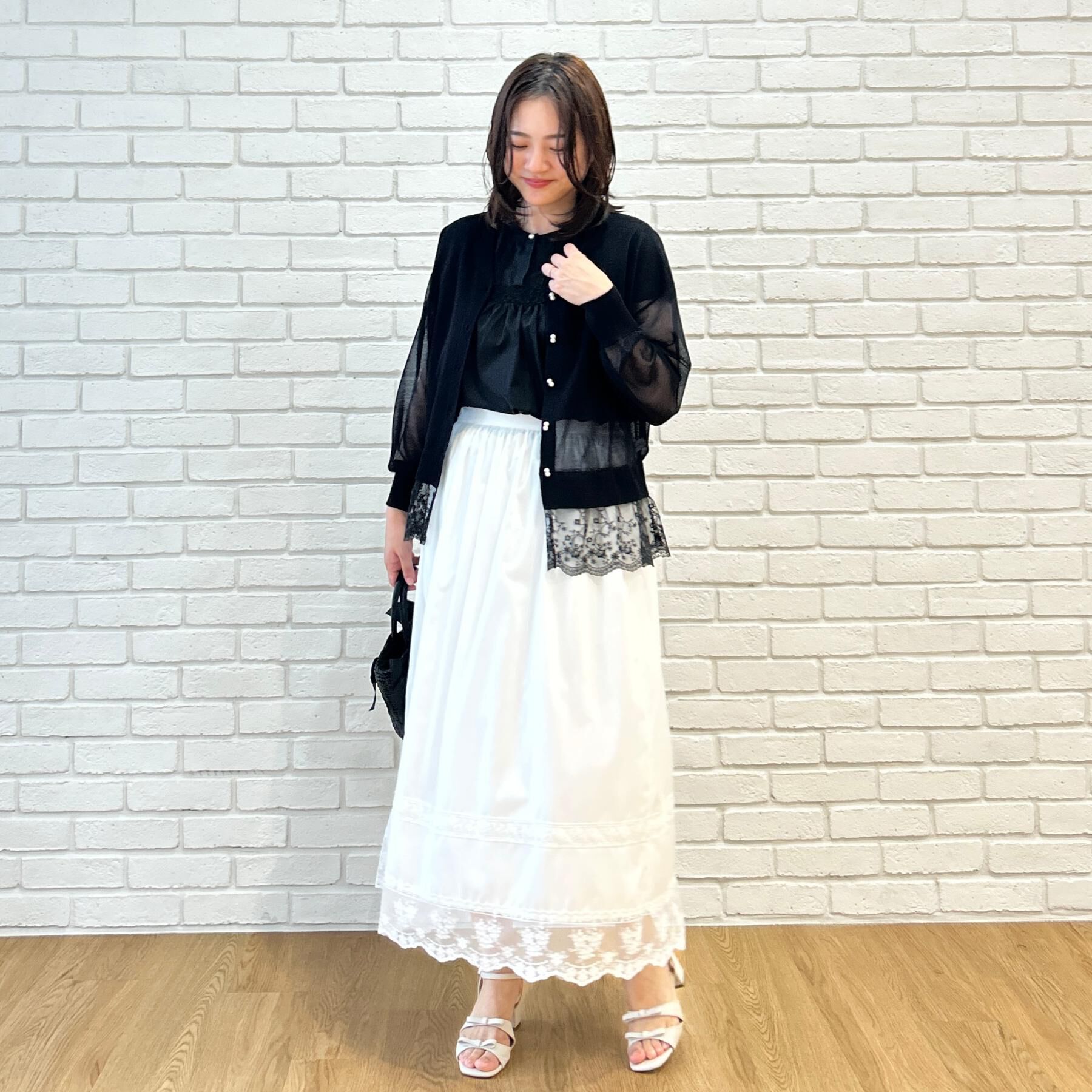 Couture broach「【羽織るだけで華やぐ】レースペプラム付 愛されシアーカーディガン」|カーディガン|