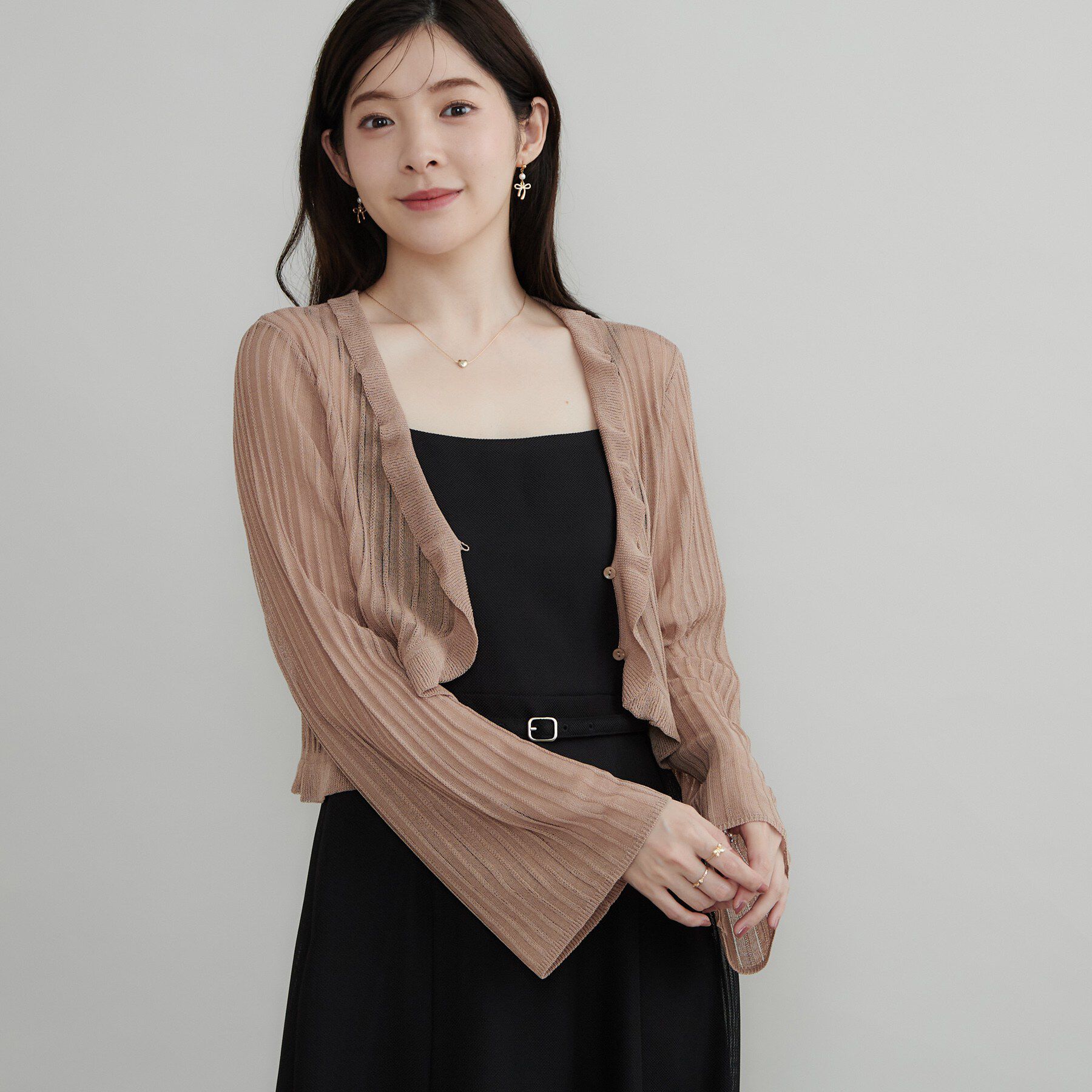 Couture broach「Vネックフリルカーディガン」|カーディガン|