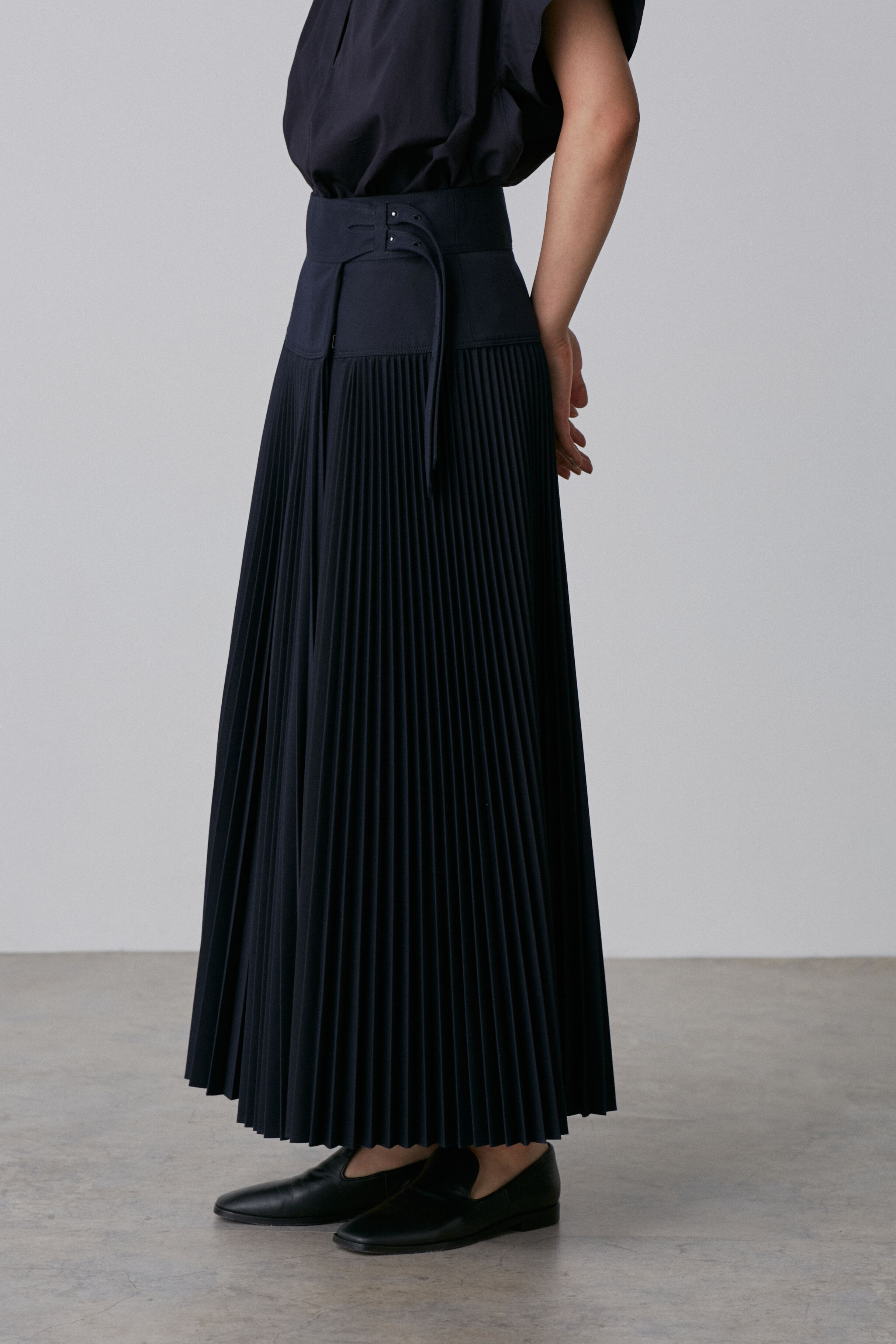 YLEVE 「YLEVE / BOURRIENNE  T/C TWILL SKIRT」|スカート|