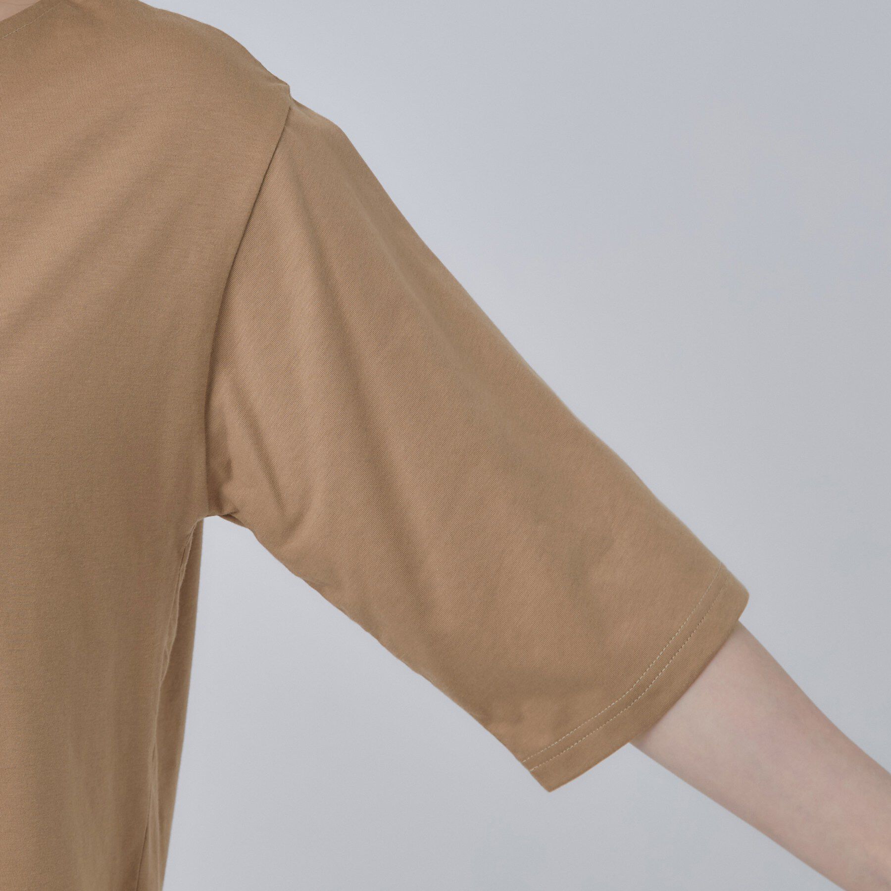 SHOO･LA･RUE「【S-LL】自然に体型カバー 裾切替 ペプラム刺繍Tシャツ」|Tシャツ・カットソー|
