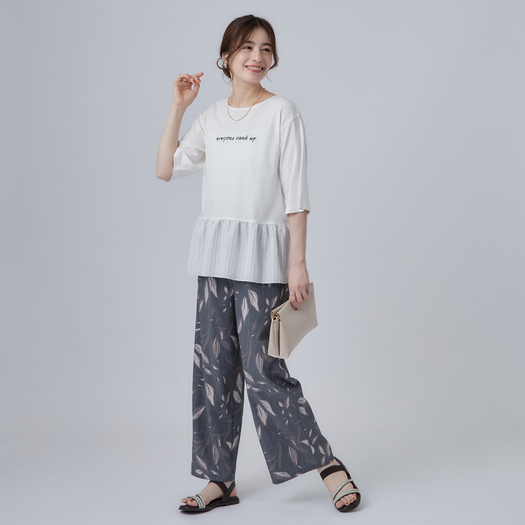 SHOO･LA･RUE「【S-LL】自然に体型カバー 裾切替 ペプラム刺繍Tシャツ」|Tシャツ・カットソー|