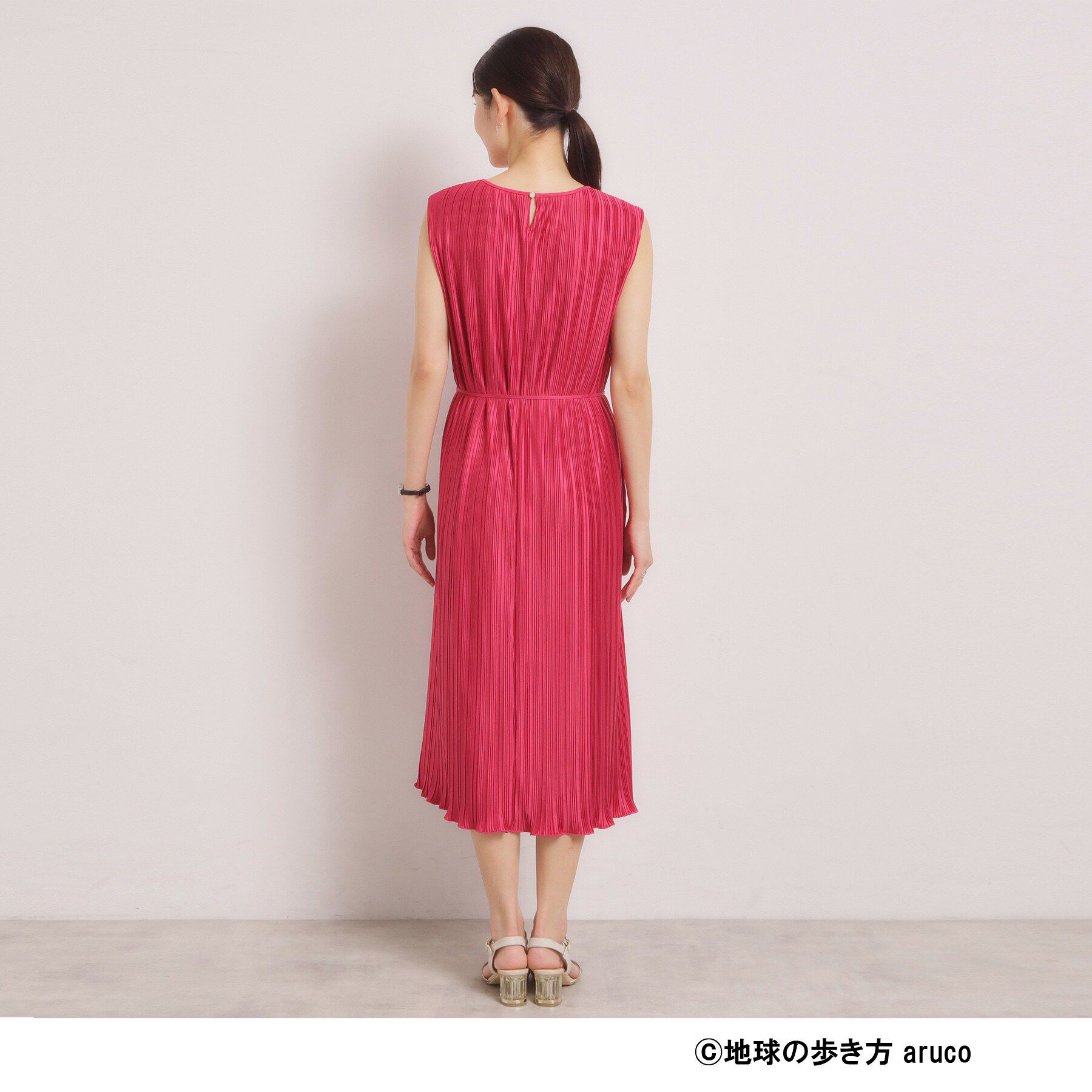 ITS&rsquo;DEMO「【aruco&times;ITS&rsquo;DEMO】プリーツワンピース」|ワンピース|