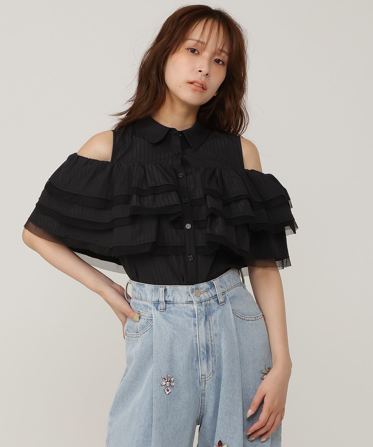 アンドクチュール「ティアードフリルブラウス」|シャツ・ブラウス|black/borderｽﾄﾗｲﾌﾟ