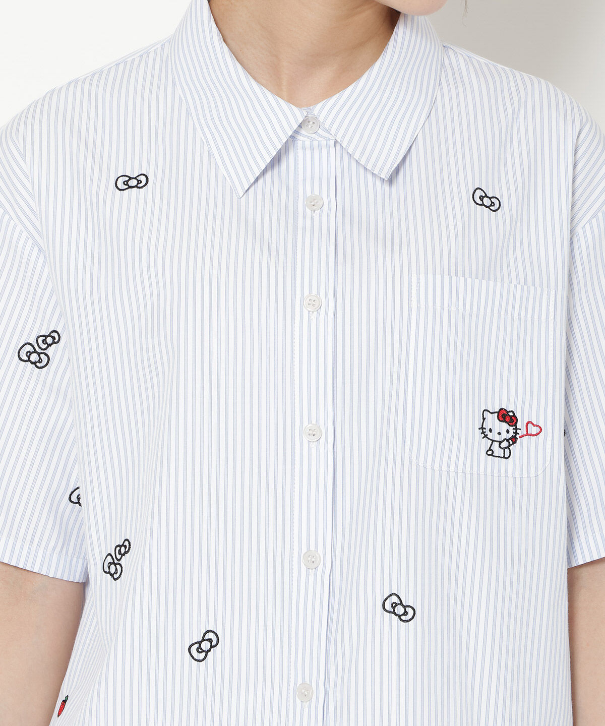 WILLSELECTION「WILLSELECTION&times;HELLO KITTY 刺繍クロップドシャツ」|シャツ・ブラウス|