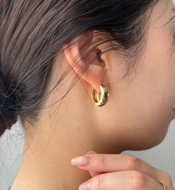  「〈GOLDY/ゴールディ〉ワンタッチワイドフープピアス」|リング|