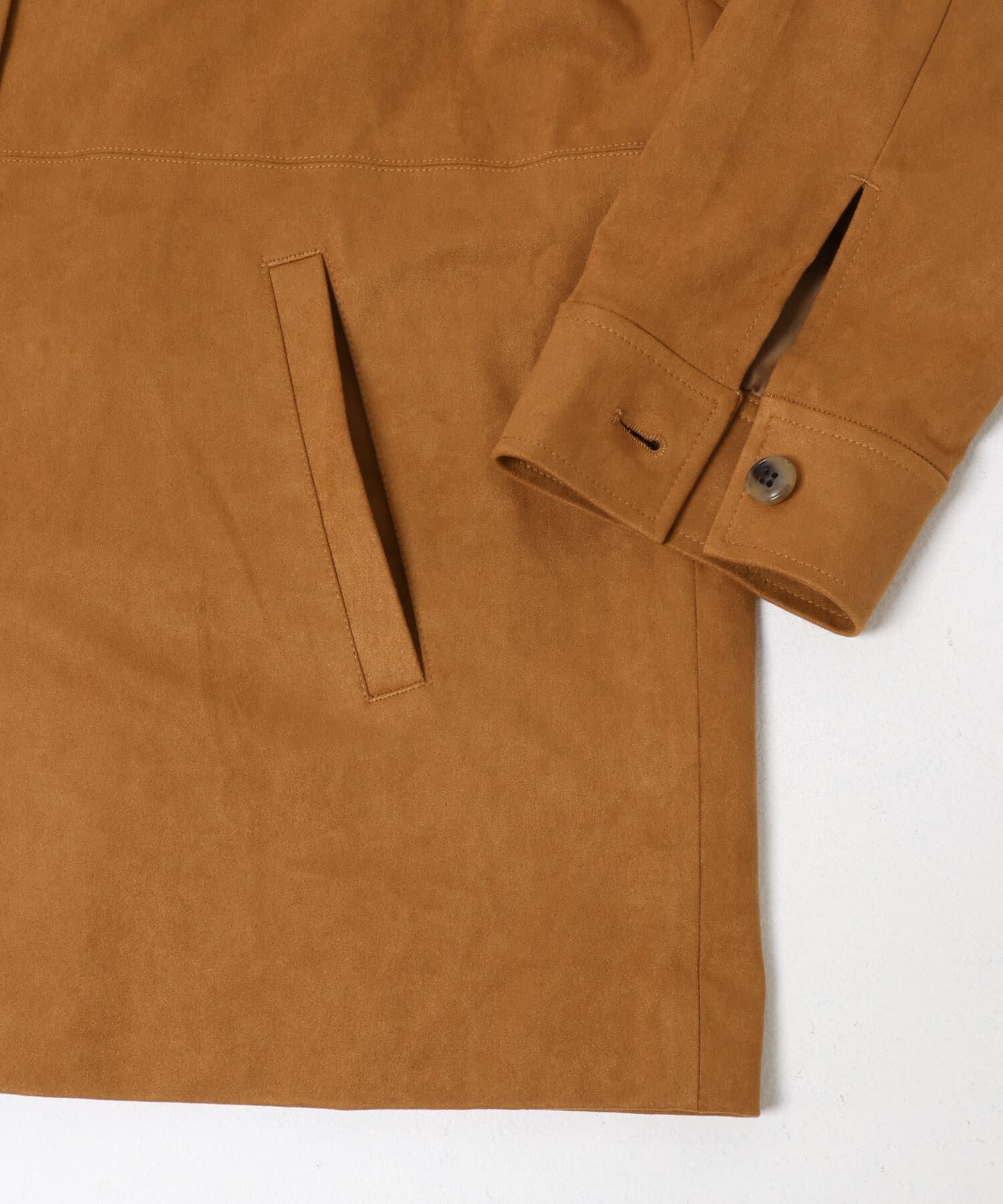 URBAN RESEARCH DOORS「『別注』Audrey and John Wad&times;DOORS　フェイクスウェードジャケット」|ノーカラーコート|