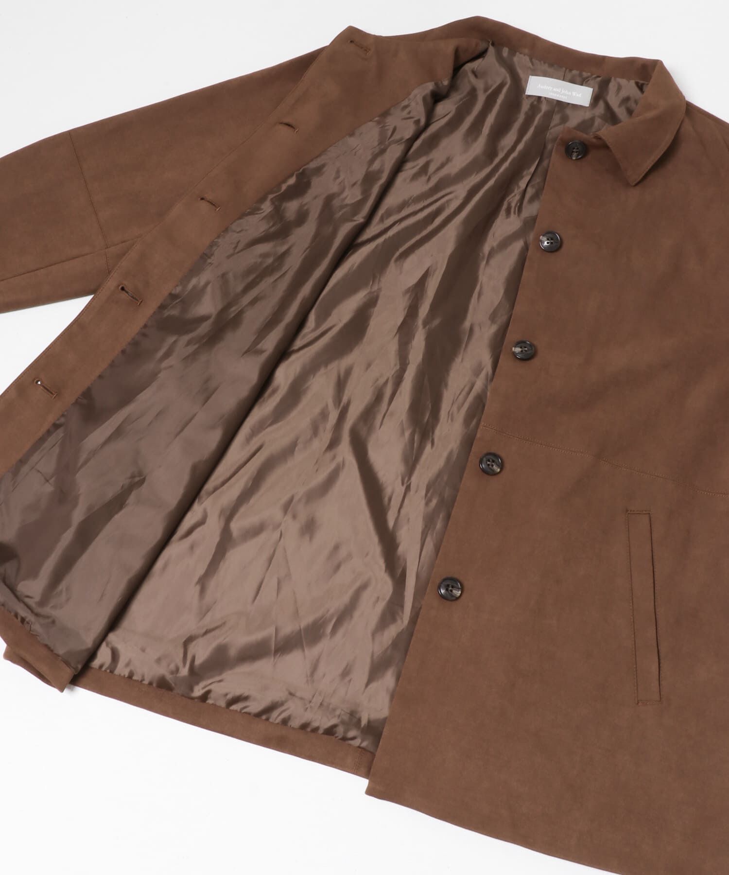 URBAN RESEARCH DOORS「『別注』Audrey and John Wad&times;DOORS　フェイクスウェードジャケット」|ノーカラーコート|