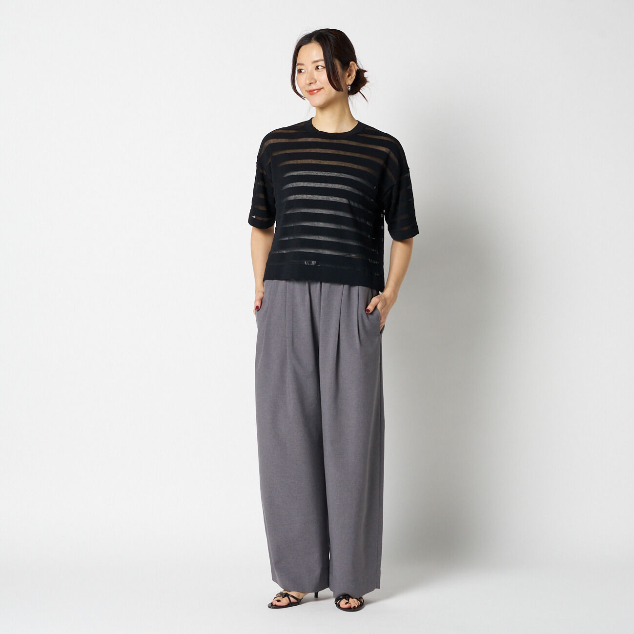HELIOPOLE「HELIOPOLE BARREL LEG TUCK PANTS」|チノ|