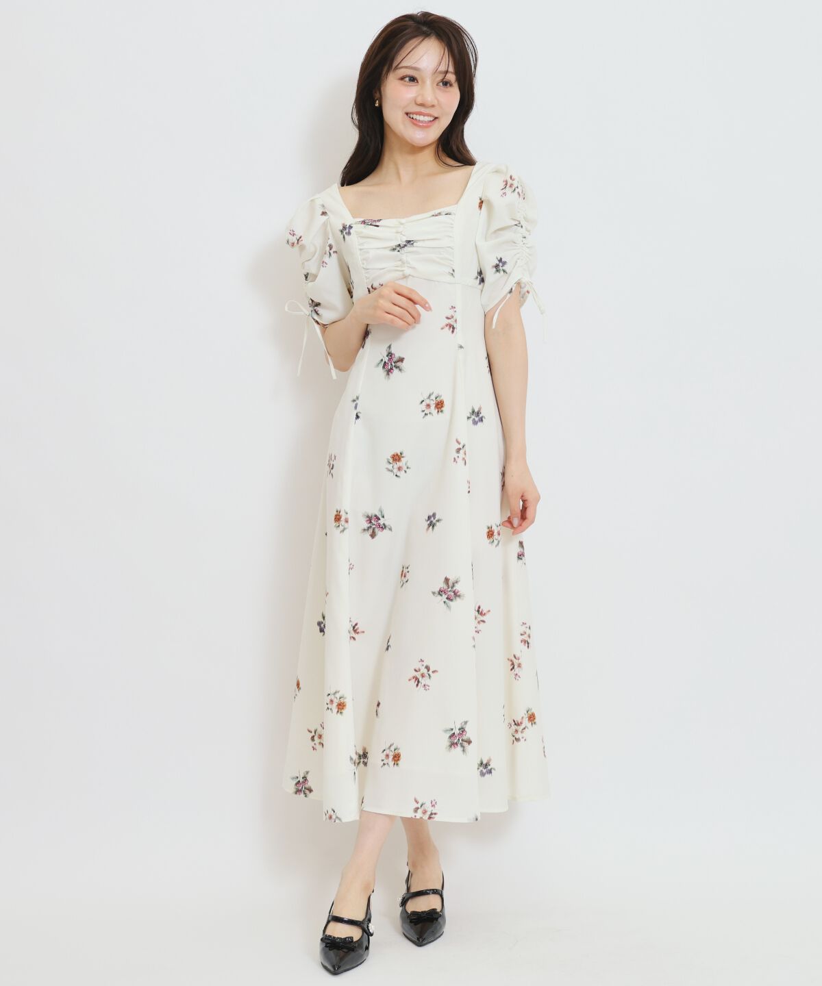 WILLSELECTION「フローラルベリープリントギャザースリーブワンピース」|ワンピース|