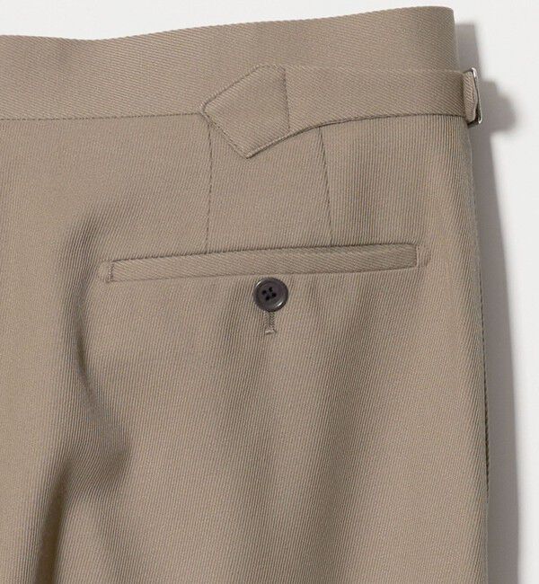 UNITED ARROWS「カバートクロス ツイル サイドアジャスター 1プリーツ テーパード スラックス」|チノ|