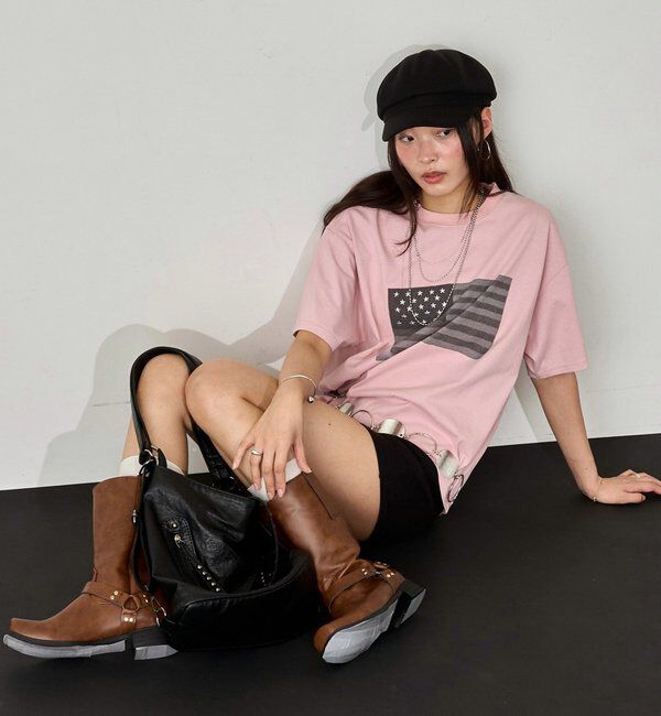 「【UNISEX】【KOOKY'N】スタースタッズフラッググラフィックTEE」|Tシャツ・カットソー|