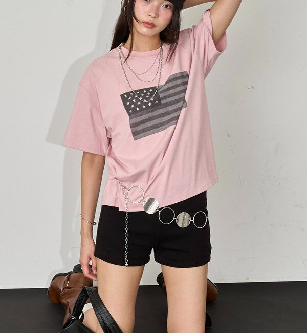  「【UNISEX】【KOOKY'N】スタースタッズフラッググラフィックTEE」|Tシャツ・カットソー|