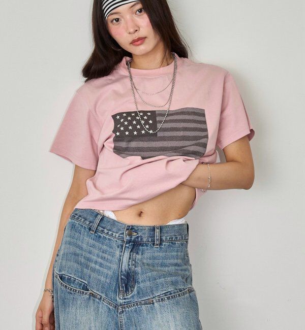  「【UNISEX】【KOOKY'N】スタースタッズフラッググラフィックTEE」|Tシャツ・カットソー|