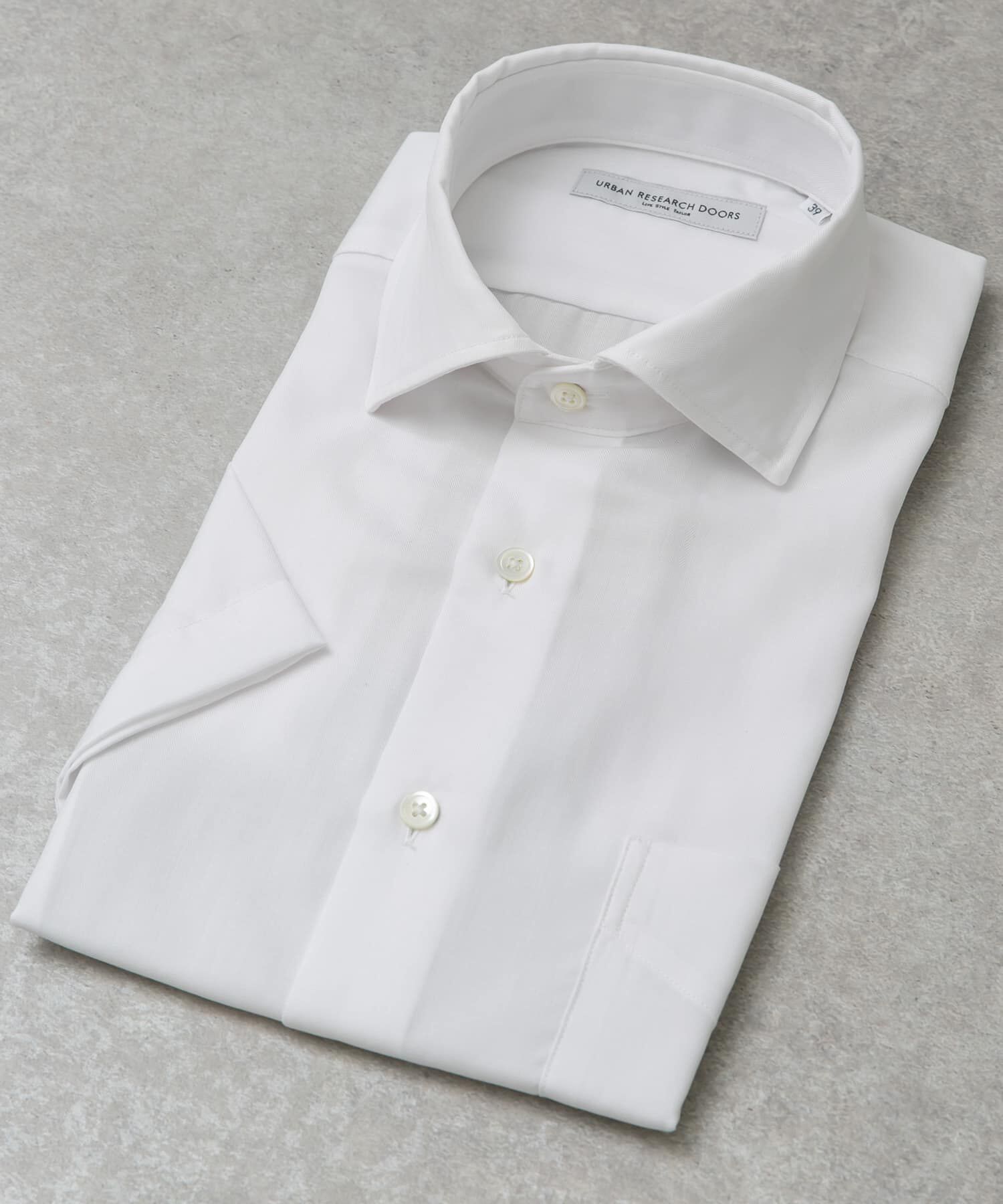 URBAN RESEARCH DOORS「LIFE STYLE TAILOR　セミワイド半袖シャツ」|シャツ・ブラウス|ホワイト