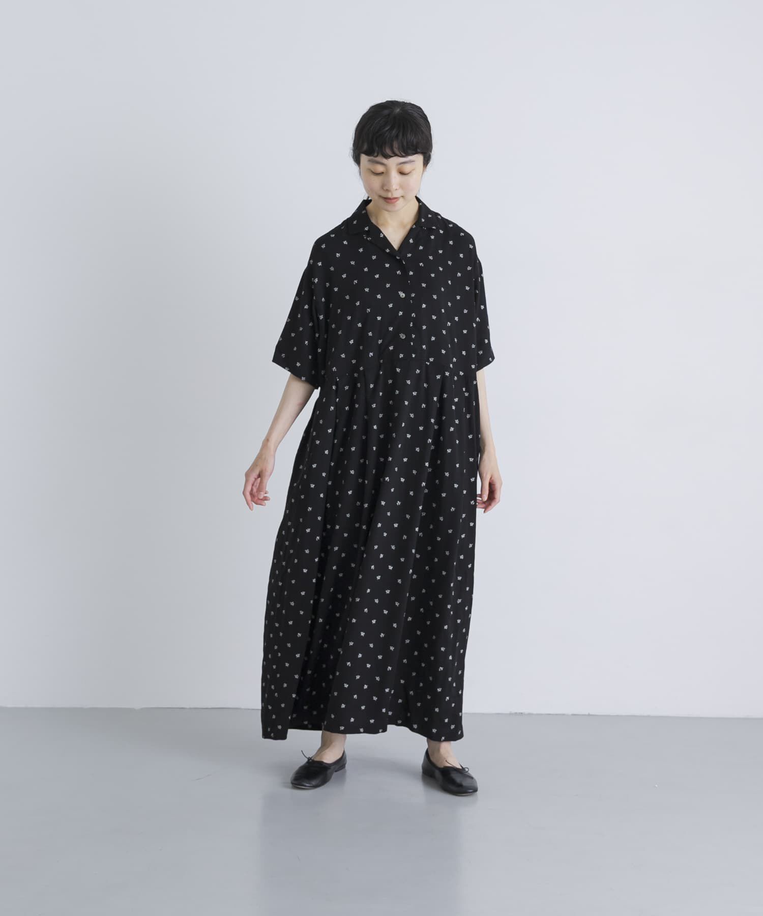 かぐれ「『2サイズ展開』レーヨンモノトーンプリントワンピース」|ワンピース|