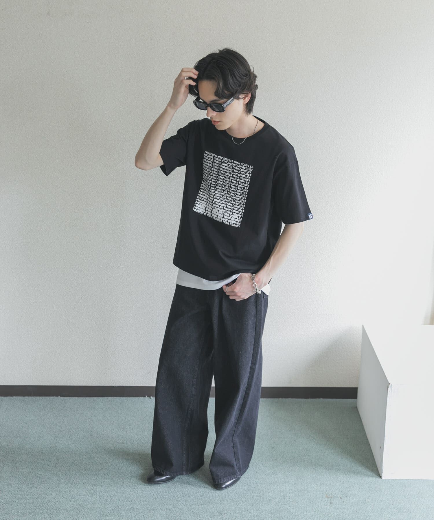SENSE OF PLACE by URBAN RESEARCH「『別注』LOVE POP STUDIO&times;SENSE OF PLACE SHORT-SLEEVE T-SHIRTS」|Tシャツ・カットソー|