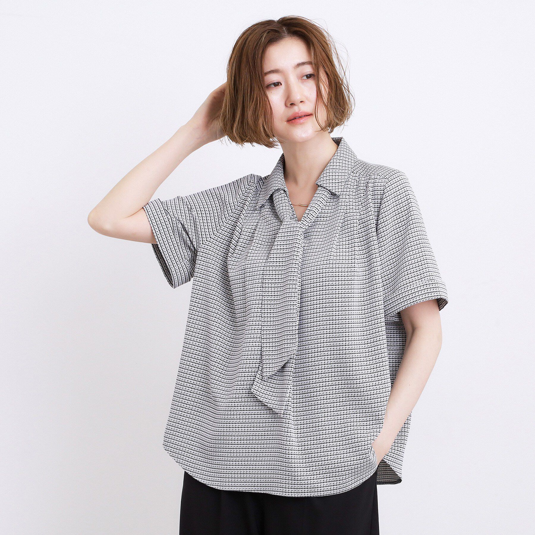 grove「半袖になって再登場！【洗える】チャーム付きマルチWAYボウタイブラウス」|シャツ・ブラウス|チェック(219)