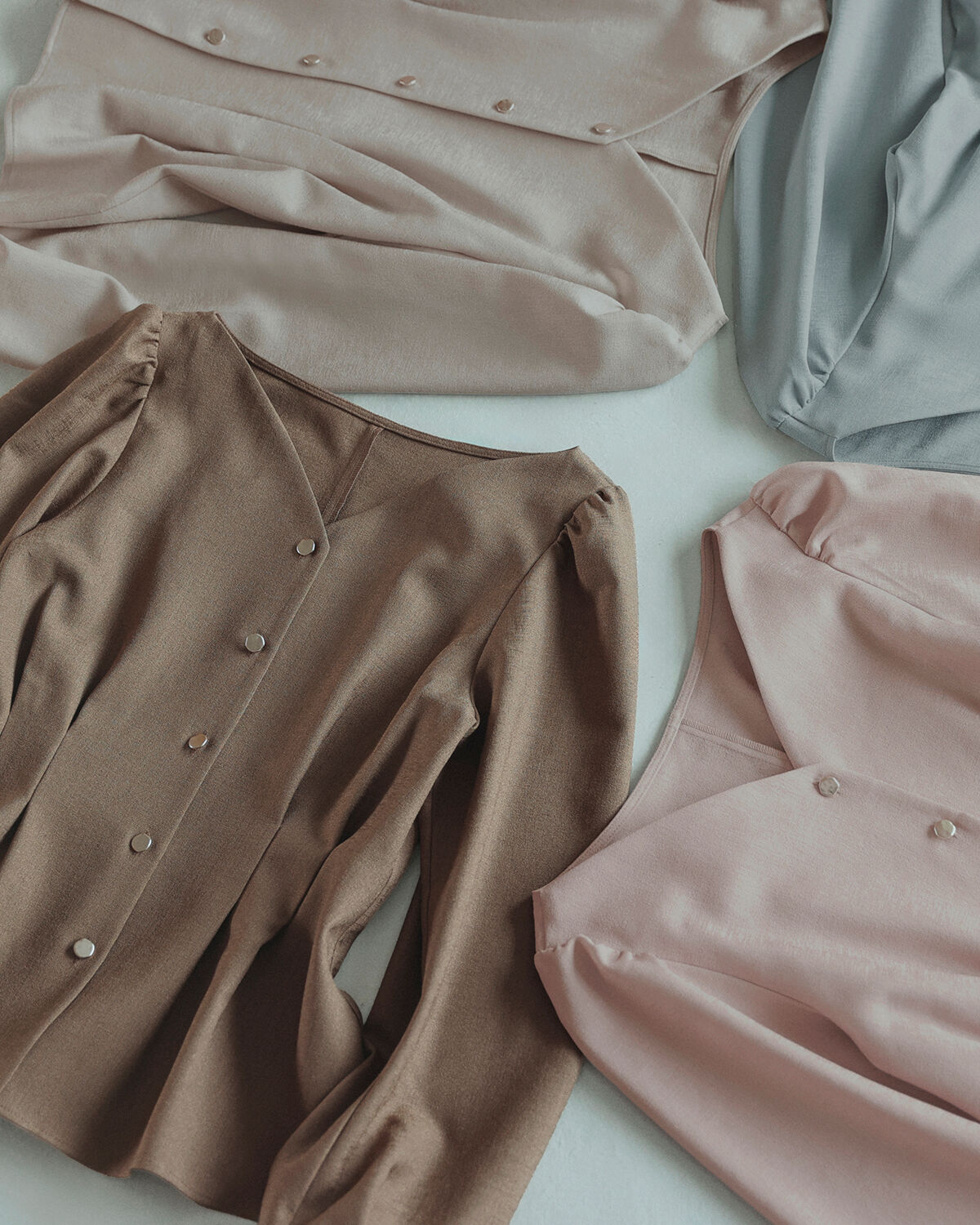  「＜ちょうど、いい服＞きゅっと、メリハリ仕掛けトップス」|シャツ・ブラウス|