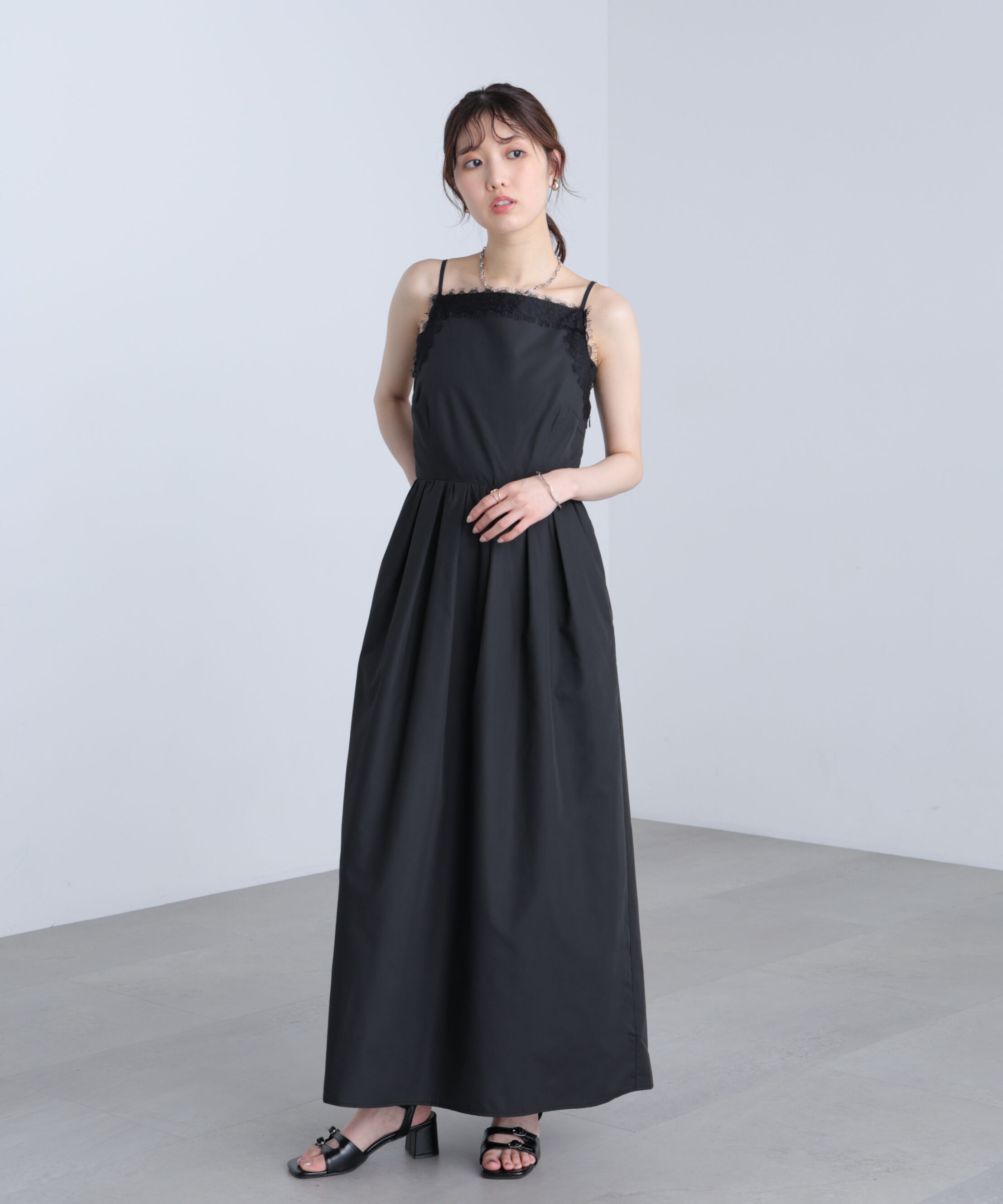  「レーストリムリボンキャミワンピース〈MFM〉」|ワンピース|