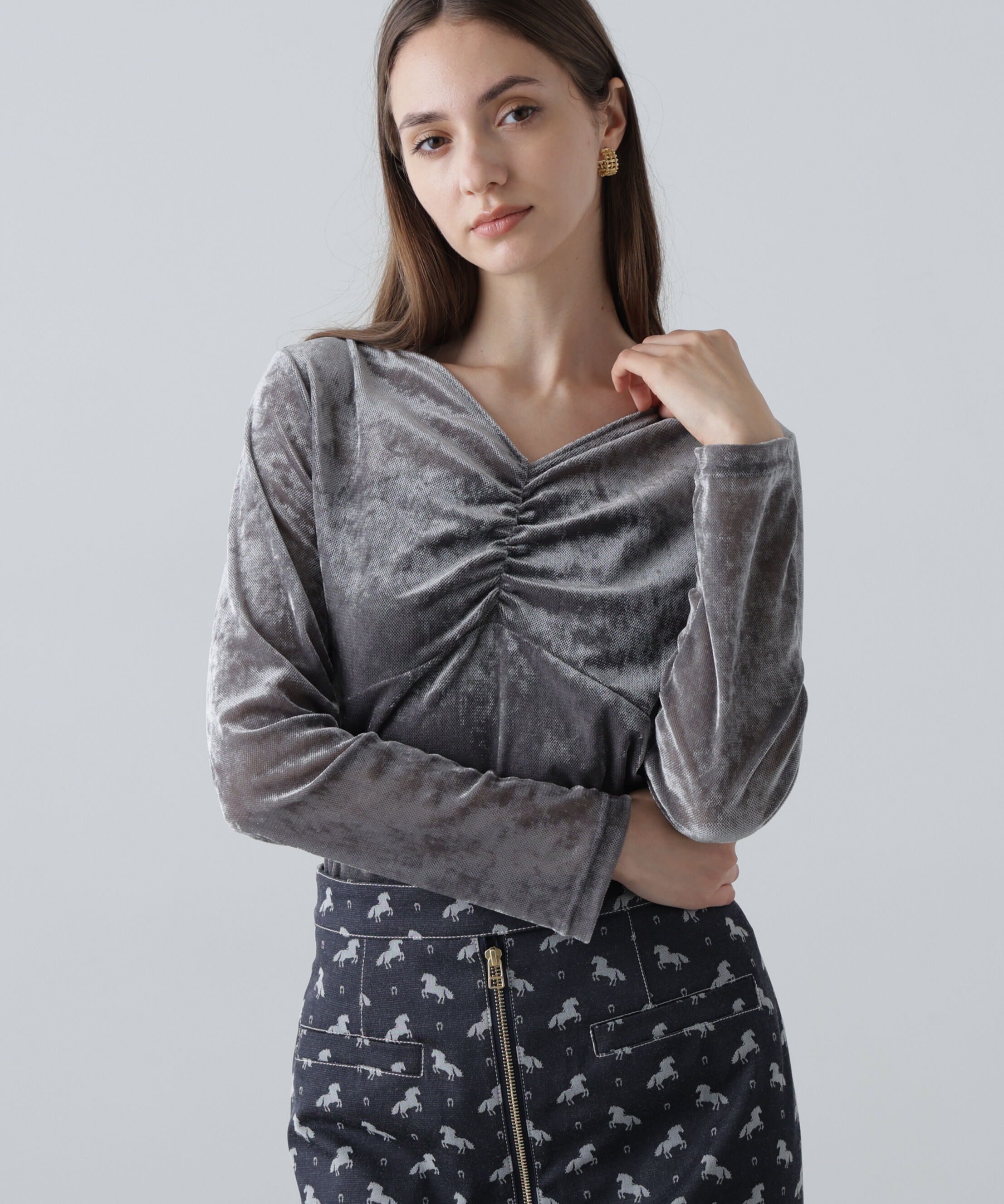  「グロッシーメッシュベロアトップス」|Tシャツ・カットソー|グレー