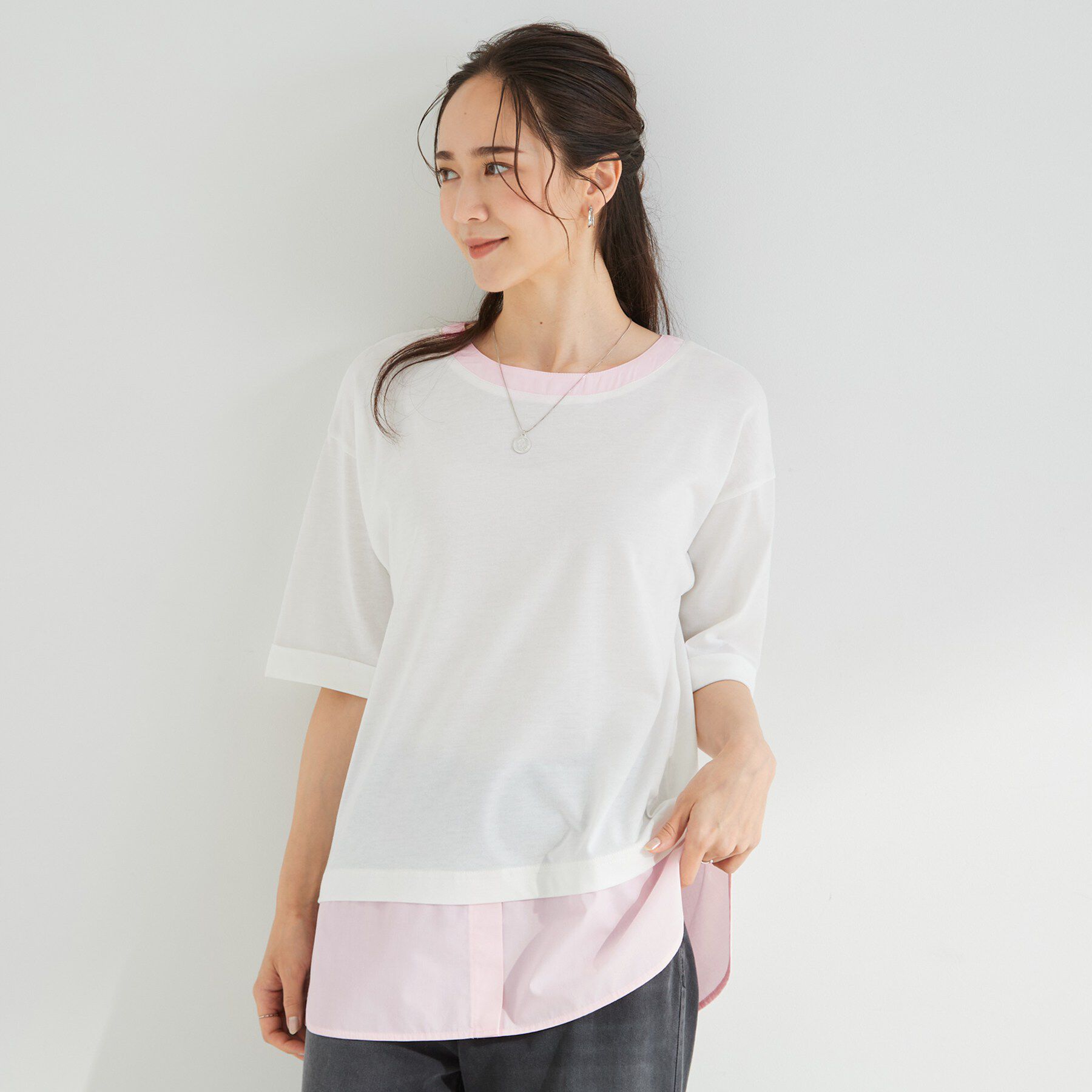 SHOO･LA･RUE「【インせず着られる/二の腕隠れる】重ね着風 シャツドッキングトップス」|Tシャツ・カットソー|
