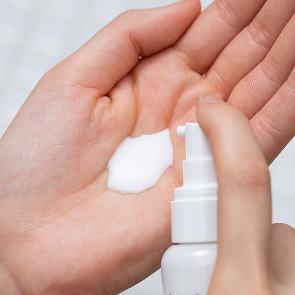 「iroha INTIMATE CARE WHITE MILK (50ml)」|ボディ保湿|