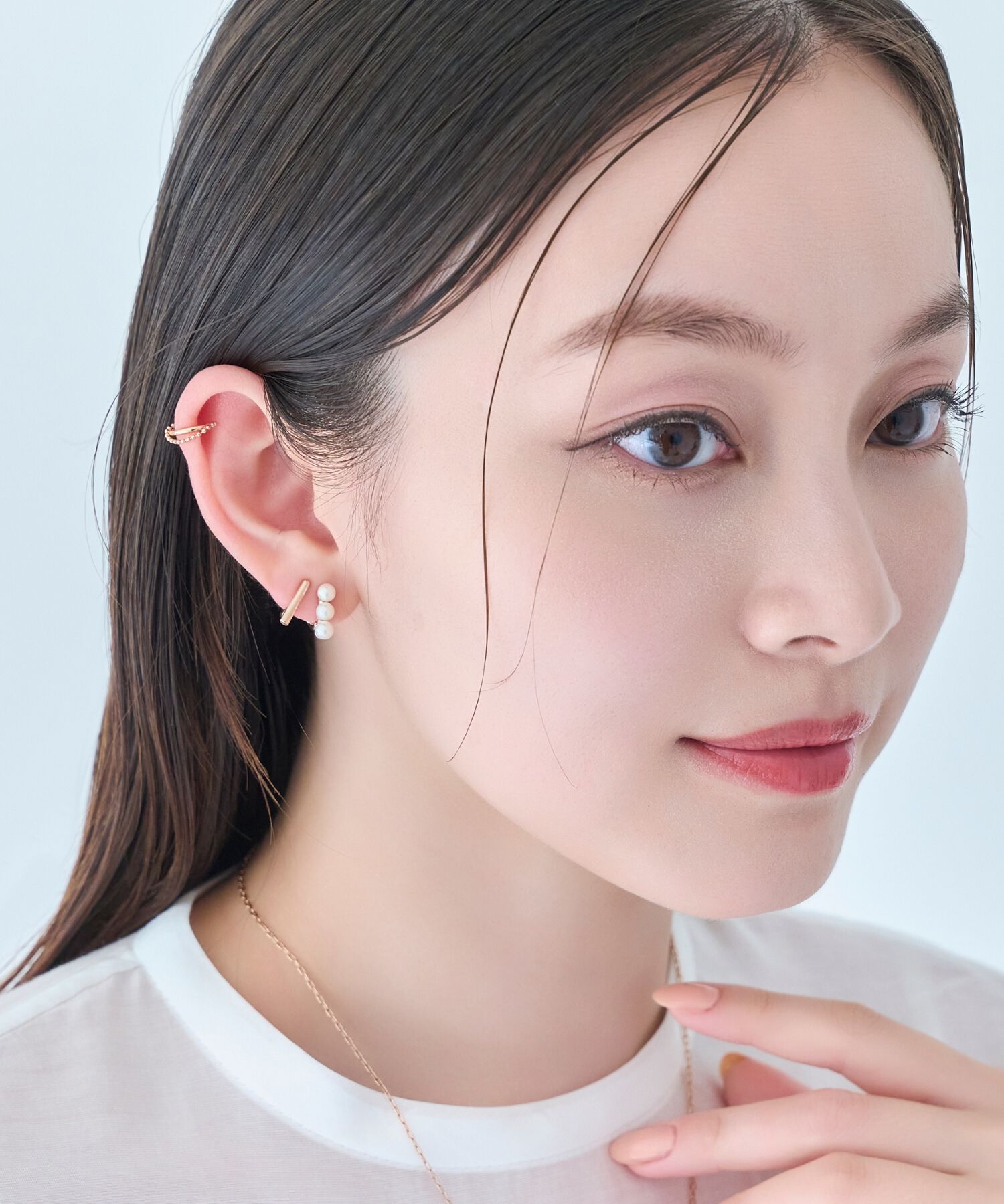 Phoebe「【痛くないシリーズ/金属アレルギー対応】ダブルデコレイトパールライトフィットイヤリング　シャンパン」|イヤリング|