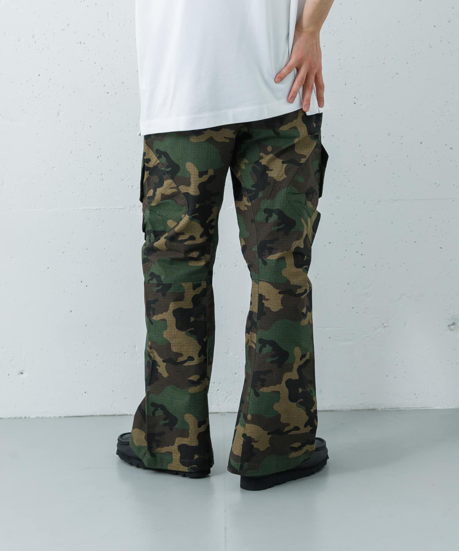 URBAN RESEARCH「URBAN RESEARCH iD　3-D CUTTING CARGO PANTS」|その他|