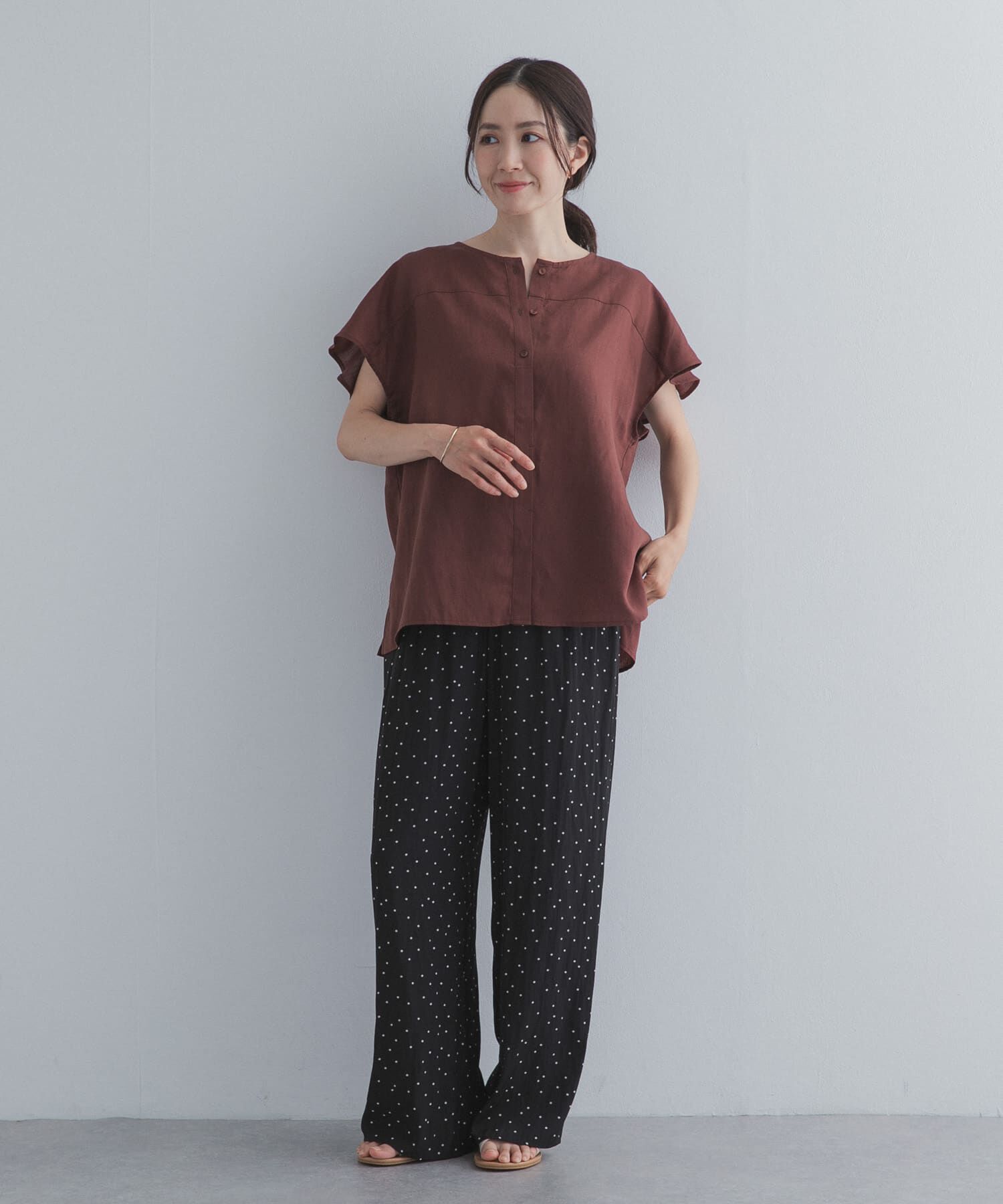 URBAN RESEARCH DOORS「バックフリルスリーブブラウス」|シャツ・ブラウス|