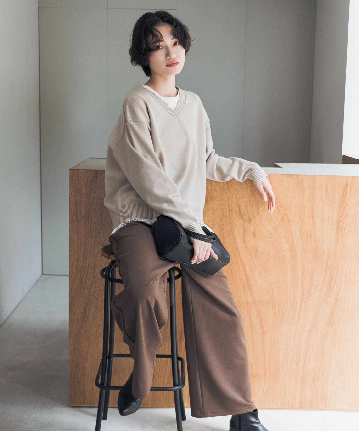 URBAN RESEARCH DOORS「『UR TECH 200日ニット』Vネックプルオーバー」|ニット・セーター|