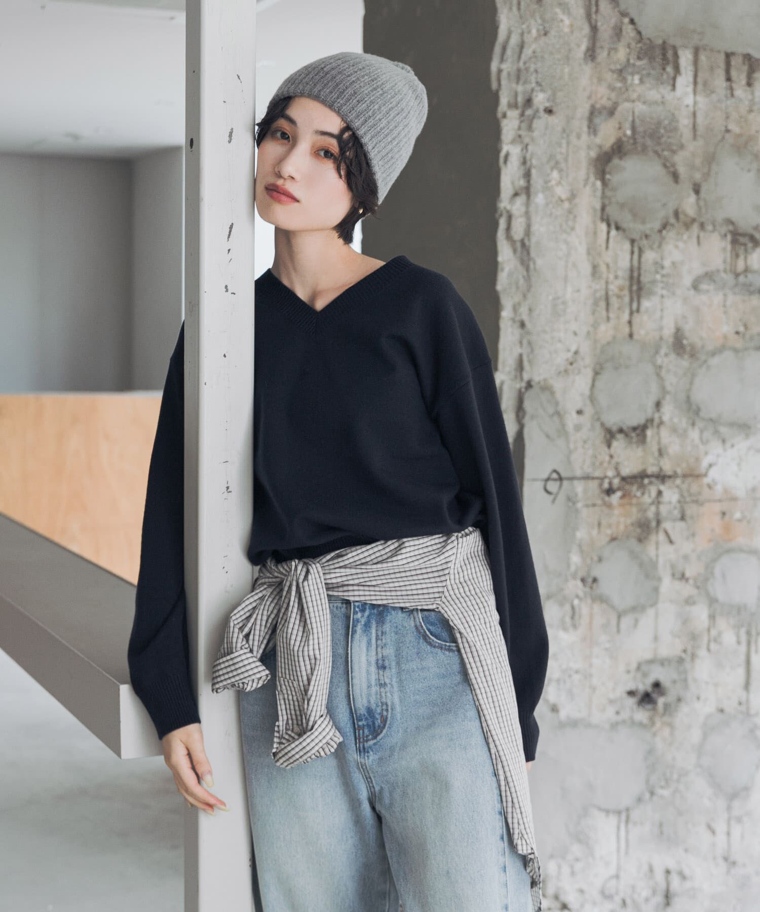 URBAN RESEARCH DOORS「『UR TECH 200日ニット』Vネックプルオーバー」|ニット・セーター|