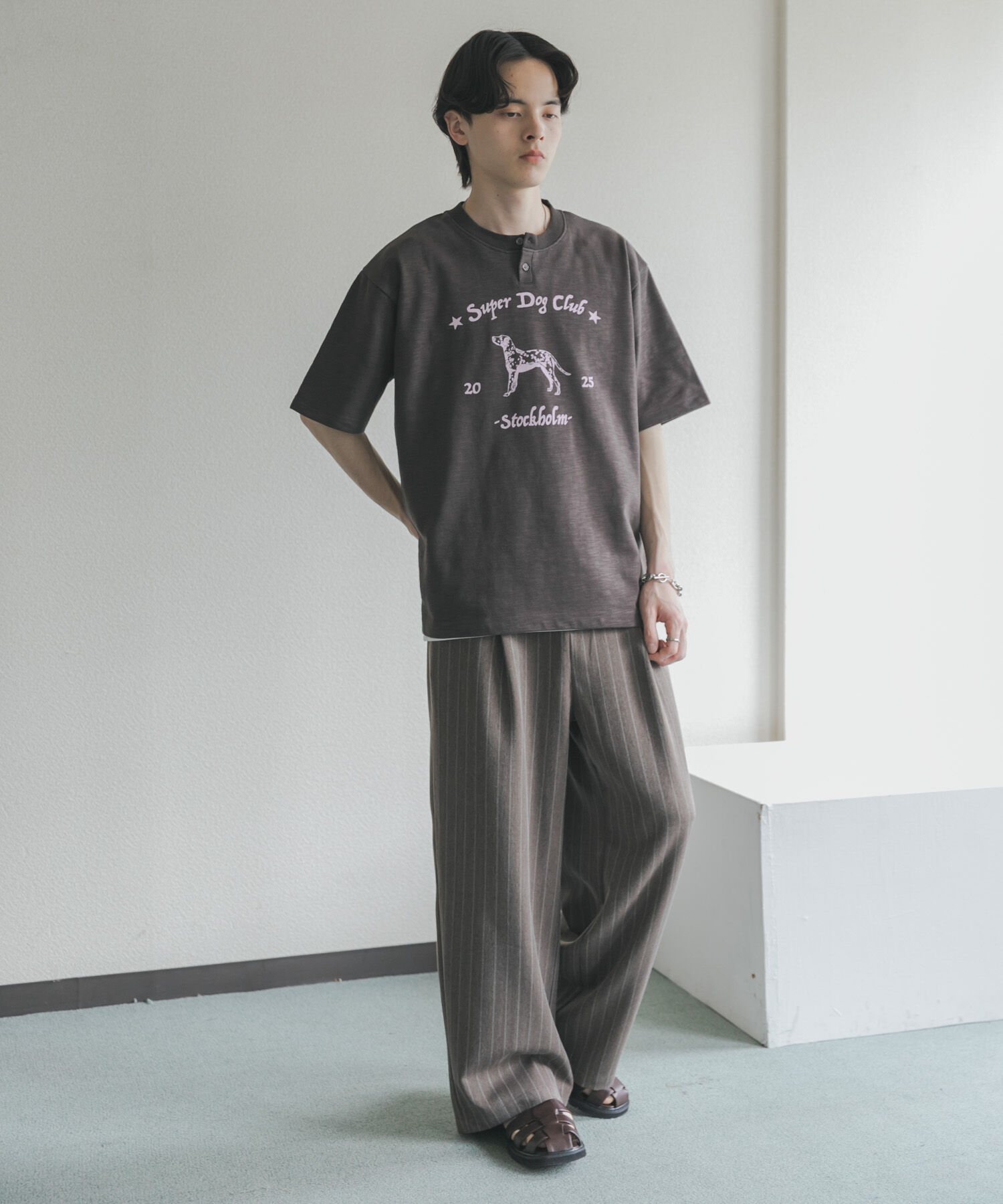 SENSE OF PLACE by URBAN RESEARCH「ヴィンテージグラフィックヘンリーネックTシャツ」|Tシャツ・カットソー|
