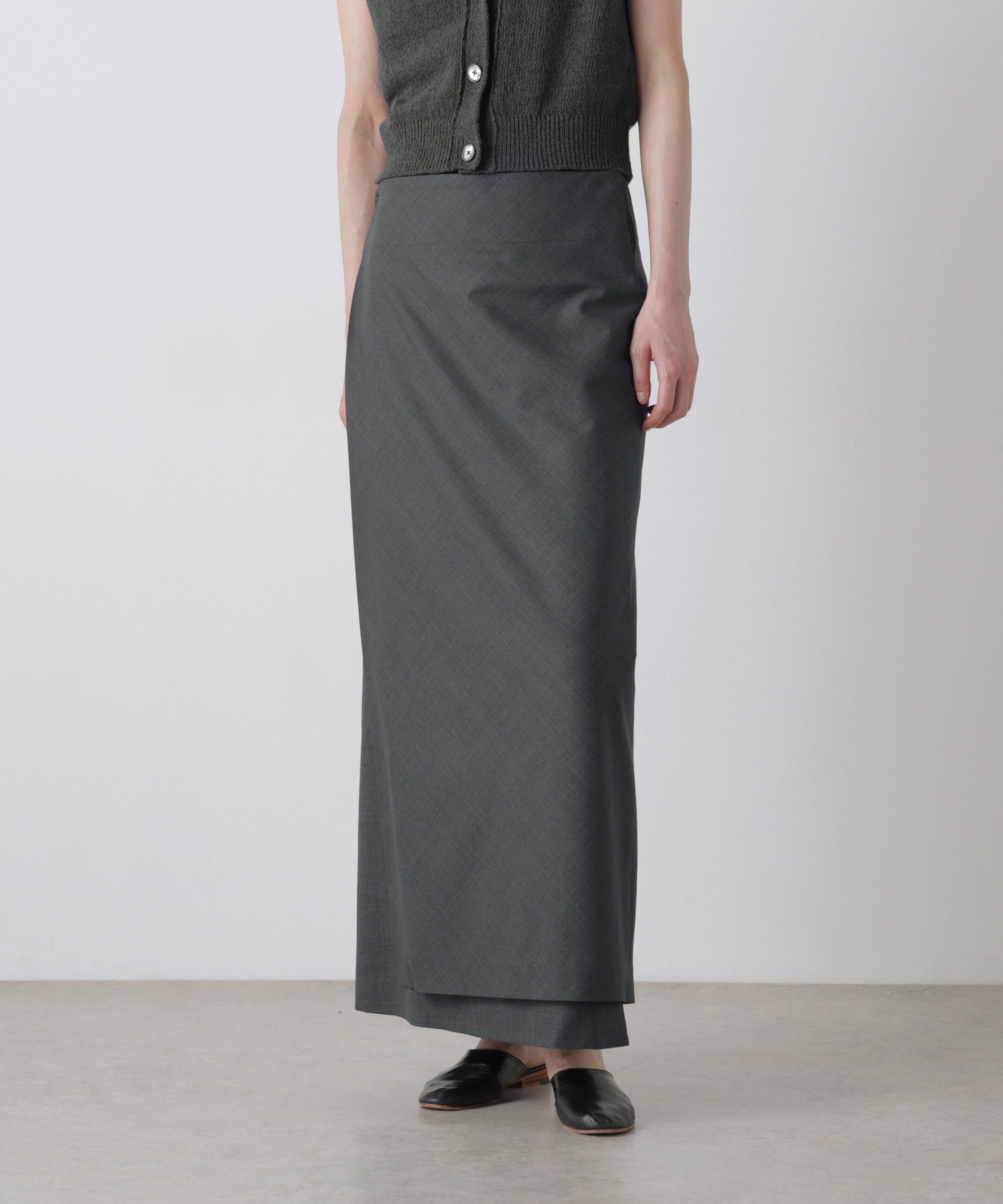 YLEVE 「YLEVE / SUPER140's WOOL TROPICAL SKIRT」|スカート|