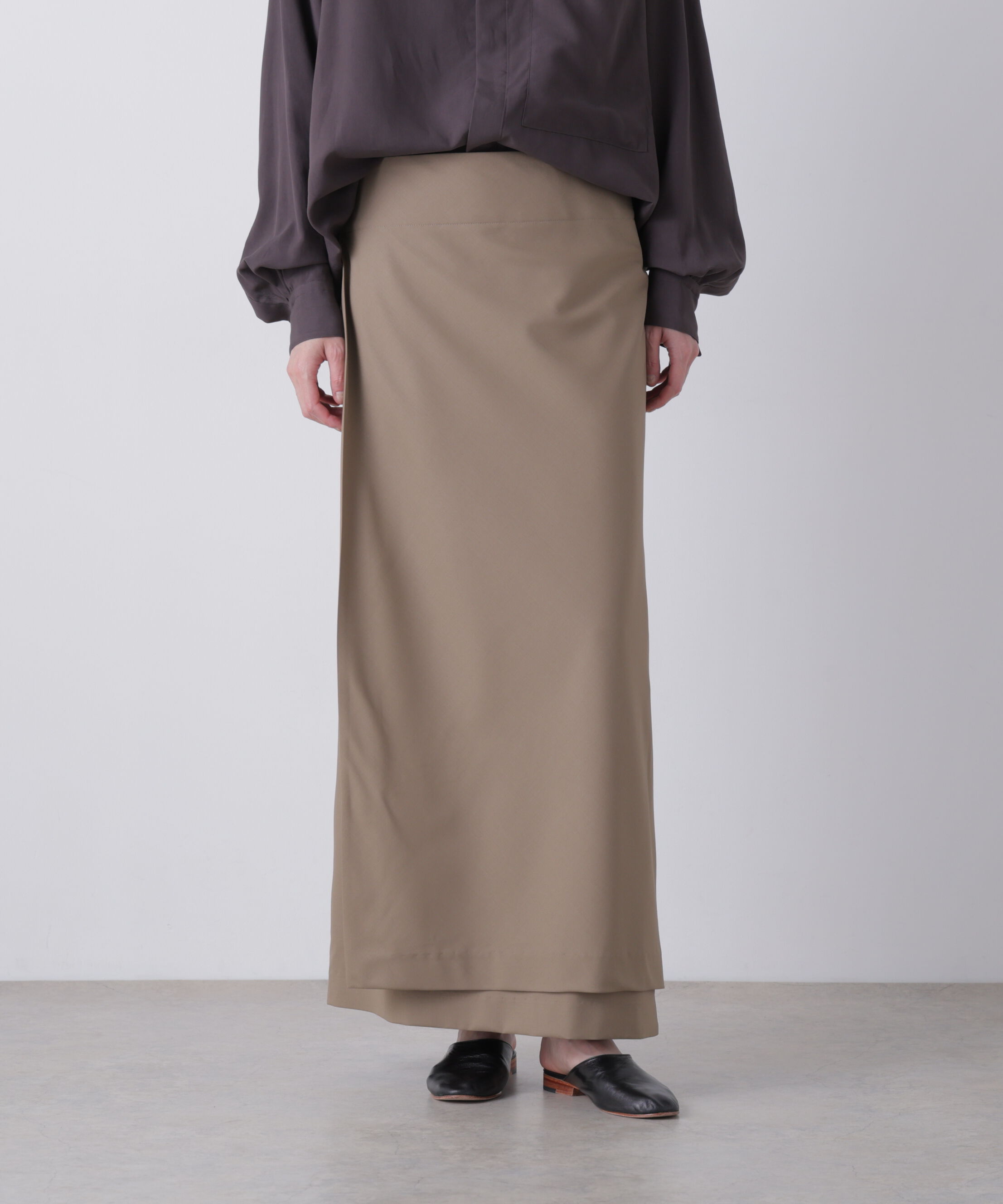 YLEVE 「YLEVE / SUPER140's WOOL TROPICAL SKIRT」|スカート|