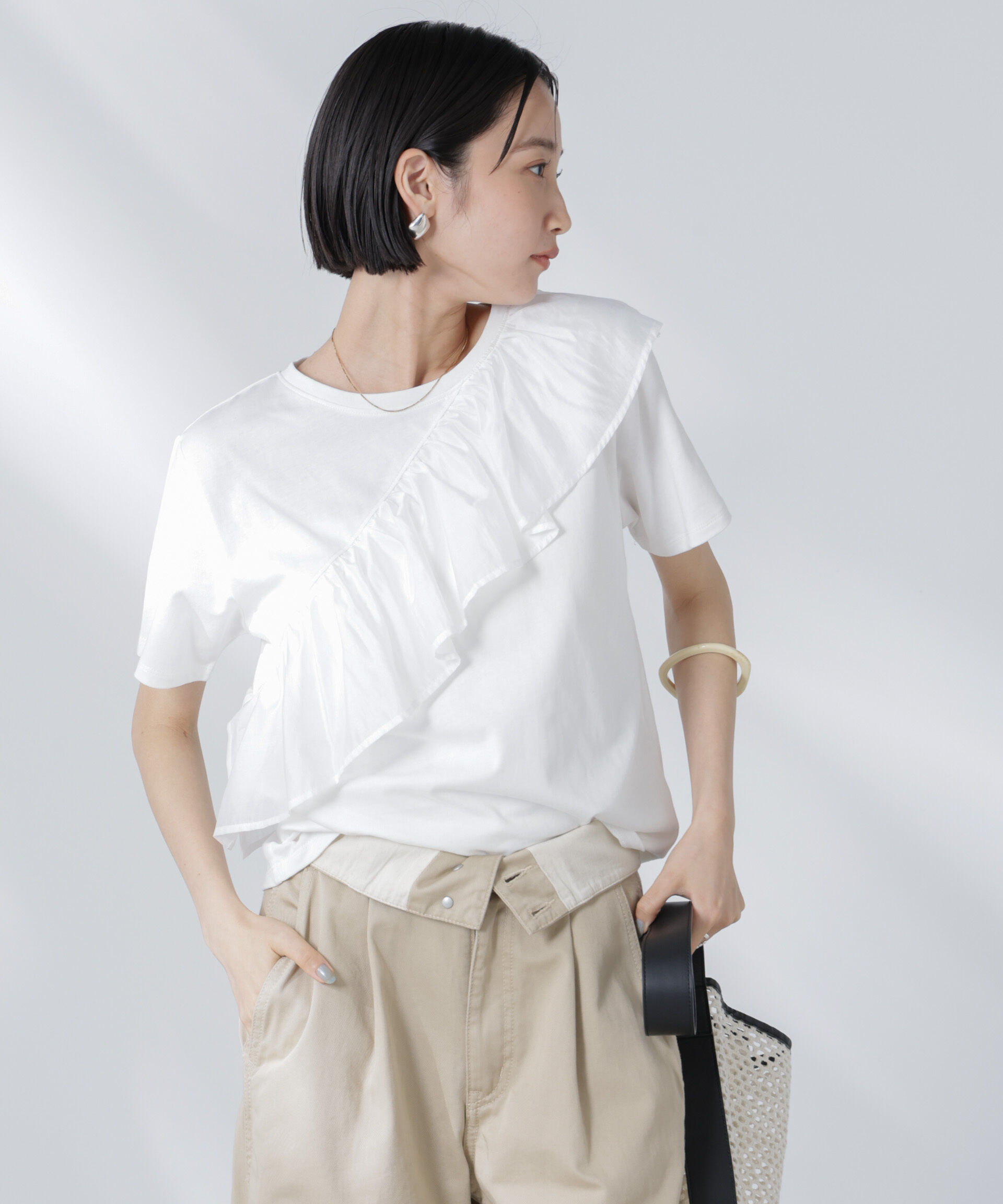 NANO universe「アシンメトリーフリル異素材コンビTシャツ」|Tシャツ・カットソー|ホワイト