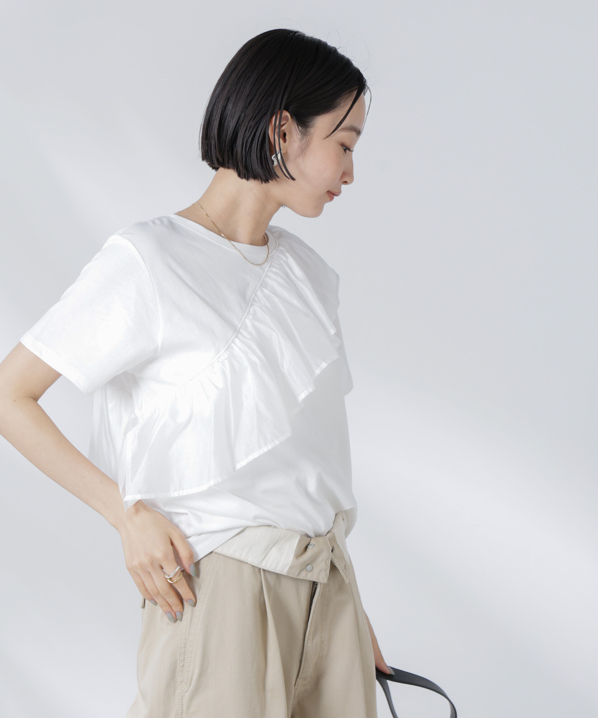 NANO universe「アシンメトリーフリル異素材コンビTシャツ」|Tシャツ・カットソー|