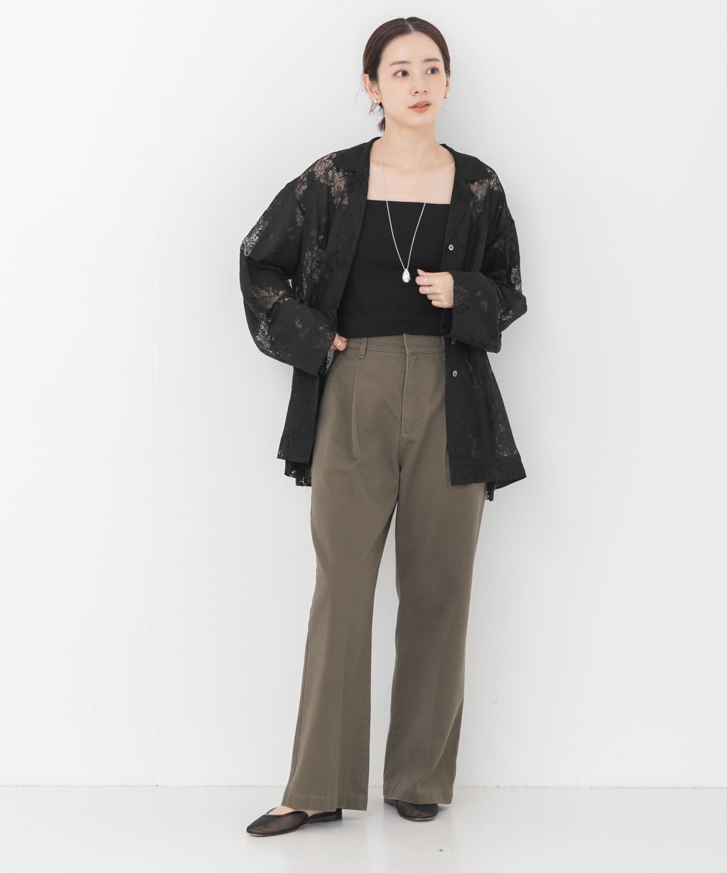 URBAN RESEARCH「『3サイズ展開』コットンサテンストレートパンツ」|その他|
