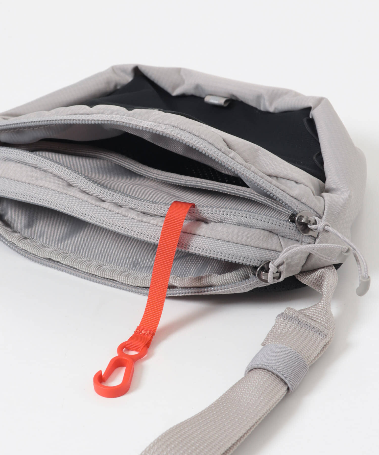 URBAN RESEARCH DOORS「SALOMON　ACS WAIST PACK SMALL」|ポーチ|