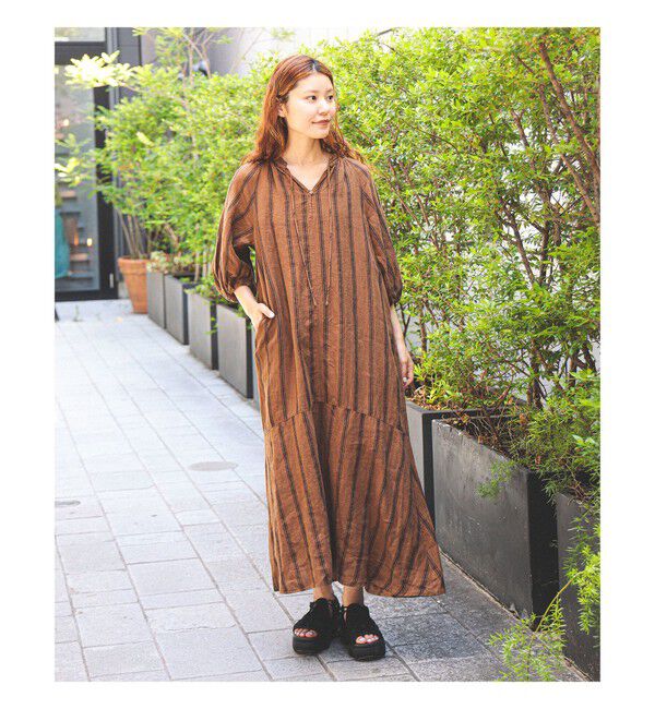 Ray BEAMS 「リネン バルーンスリーブ ワンピース 夏ワンピース 麻 リネン パフスリーブ 日除け 涼しい 大人カジュアル」|ワンピース|