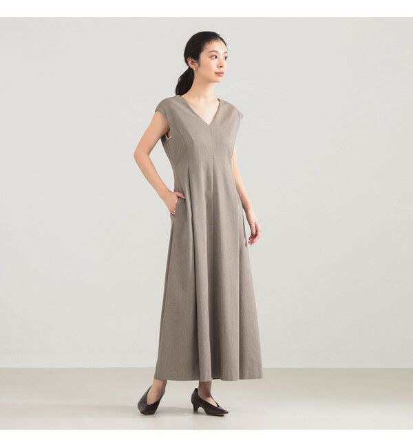 Demi-Luxe BEAMS 「AK+1 / Vネック フレア ノースリーブ ワンピ―ス」|ワンピース|