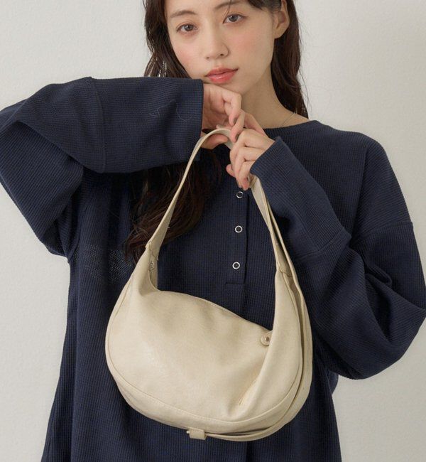  「ハーフムーンBAG」|ショルダー・メッセンジャー|アイボリー