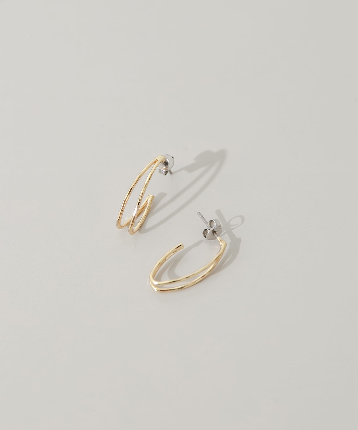 SMELLY「ダブルナローラインピアス」|ピアス|